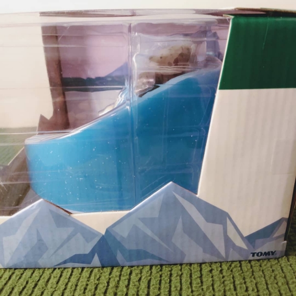 Ania Arctic Adventure Polar Bear & Seal Toy Playse - Picture 4 of 5